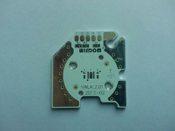 Aluminum PCB with countersink holes 