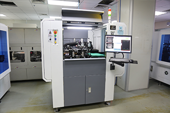 Automatic patch reinforcing machine 