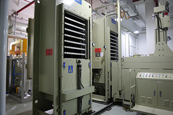 Eight-opening vacuum press 