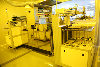 Full automatic film pasting machine 