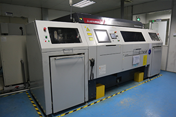 Laser drilling machine 